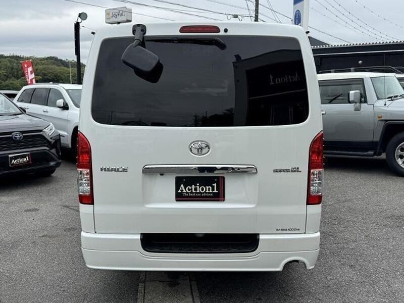 HIACE VAN