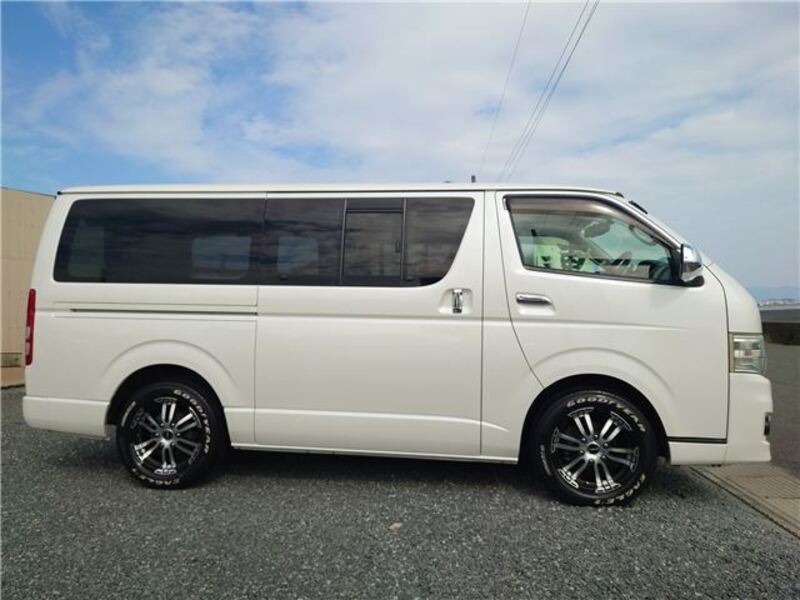 HIACE