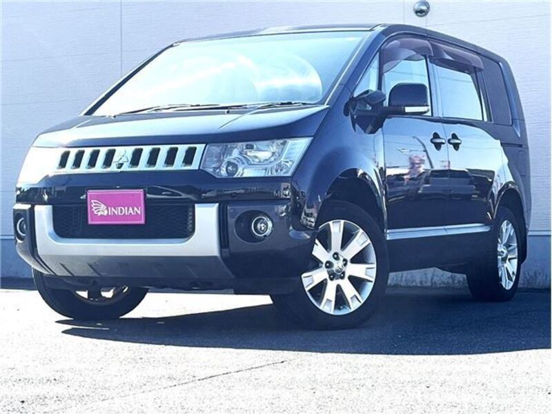 MITSUBISHI DELICA D5