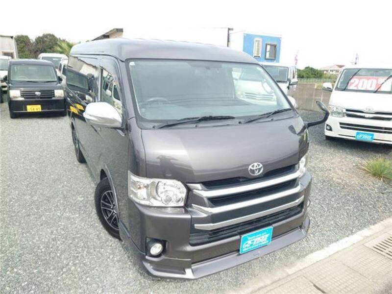 HIACE VAN
