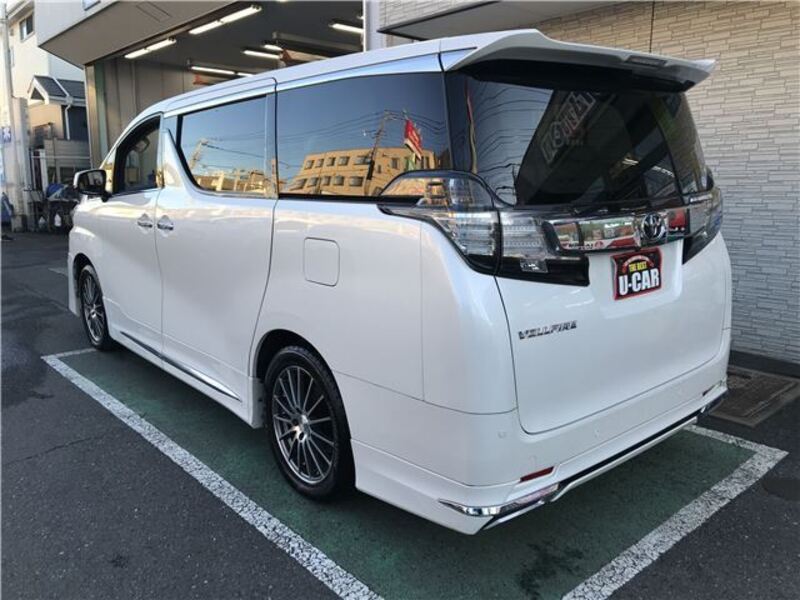 VELLFIRE