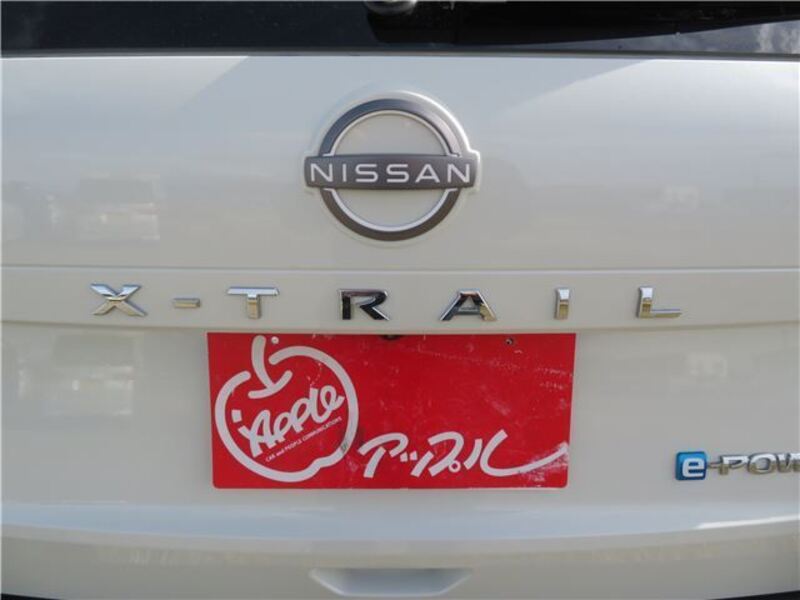 X-TRAIL