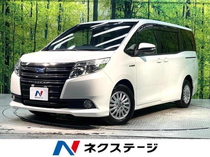 TOYOTA NOAH