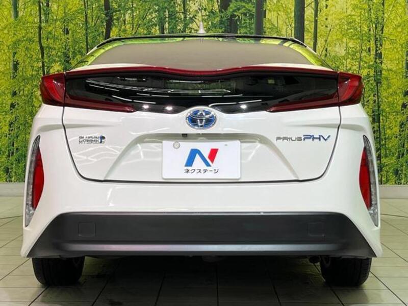PRIUS PHV