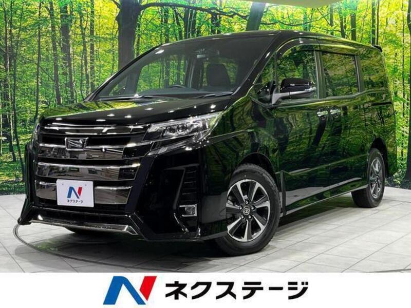 TOYOTA NOAH