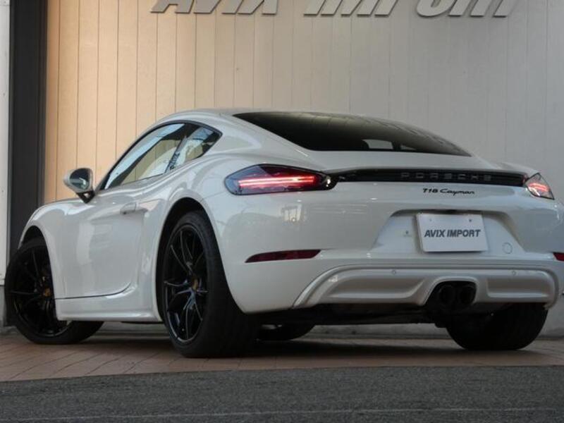 718 CAYMAN