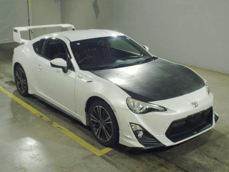 TOYOTA 86