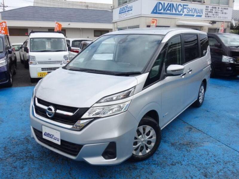 NISSAN SERENA