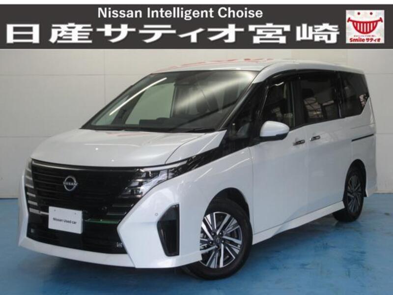 NISSAN SERENA