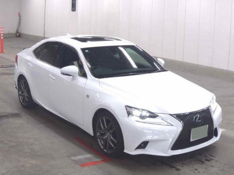 LEXUS IS