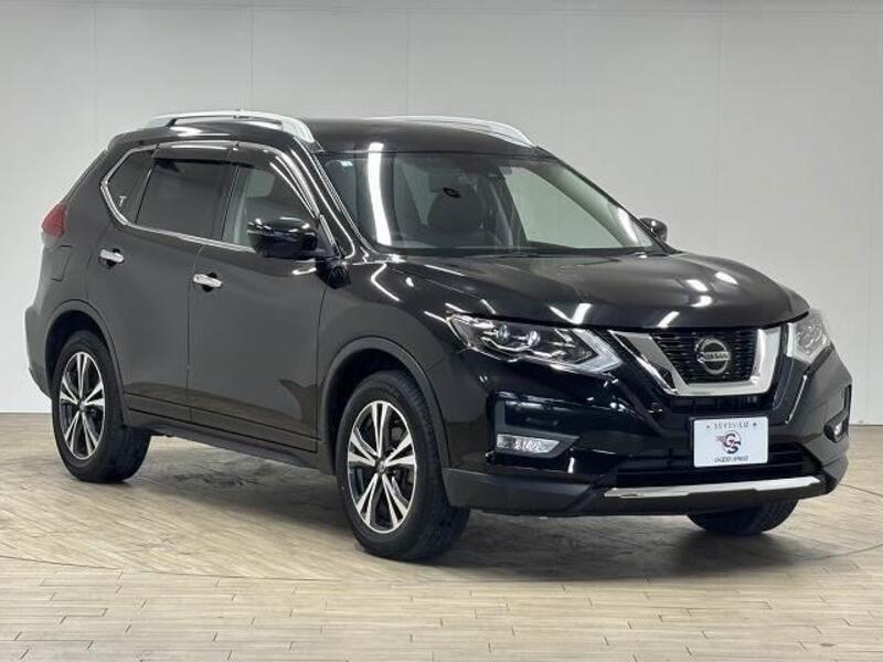 X-TRAIL