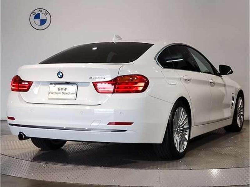4 SERIES