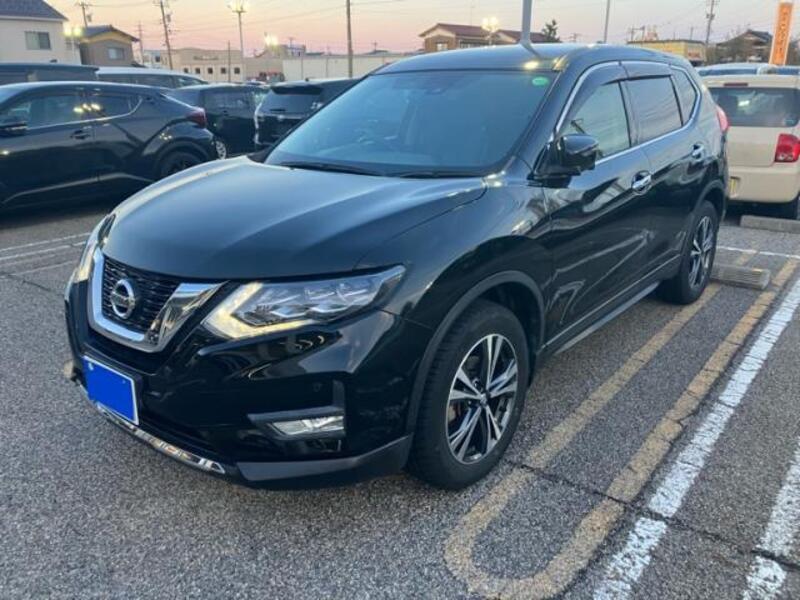 X-TRAIL