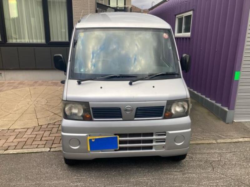NISSAN CLIPPER VAN