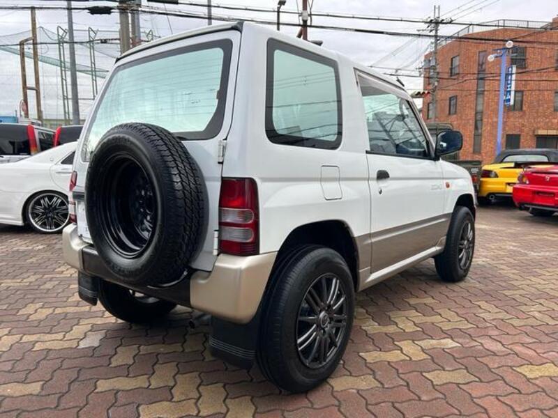 PAJERO MINI