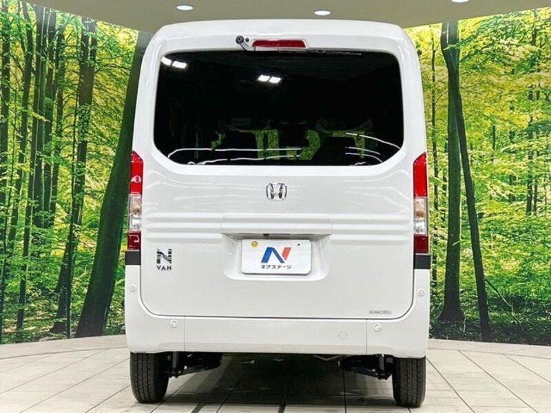 N-VAN