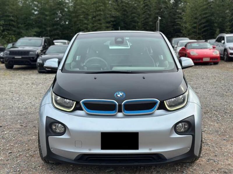i3
