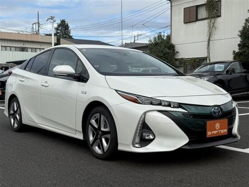 PRIUS PHV