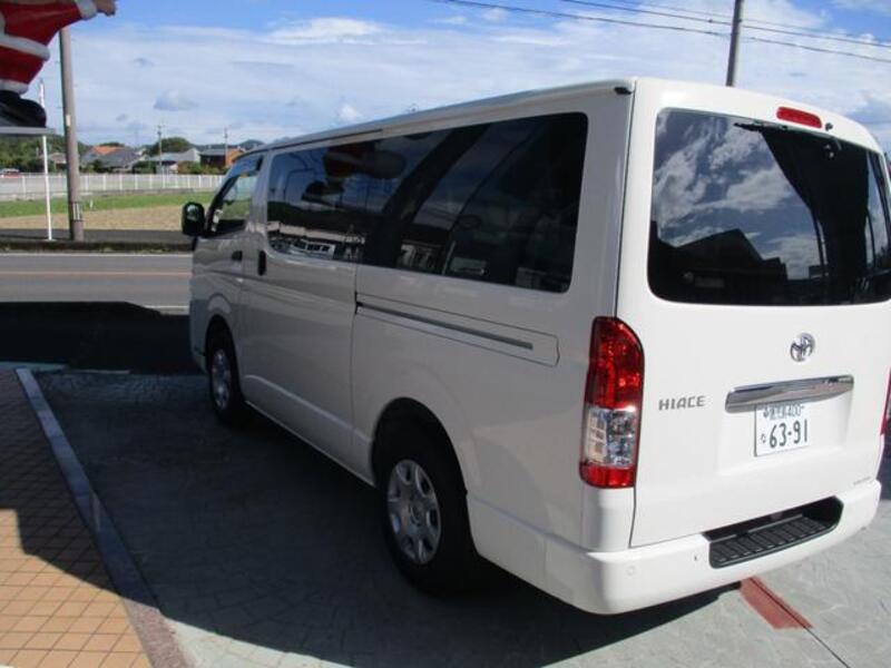 HIACE VAN