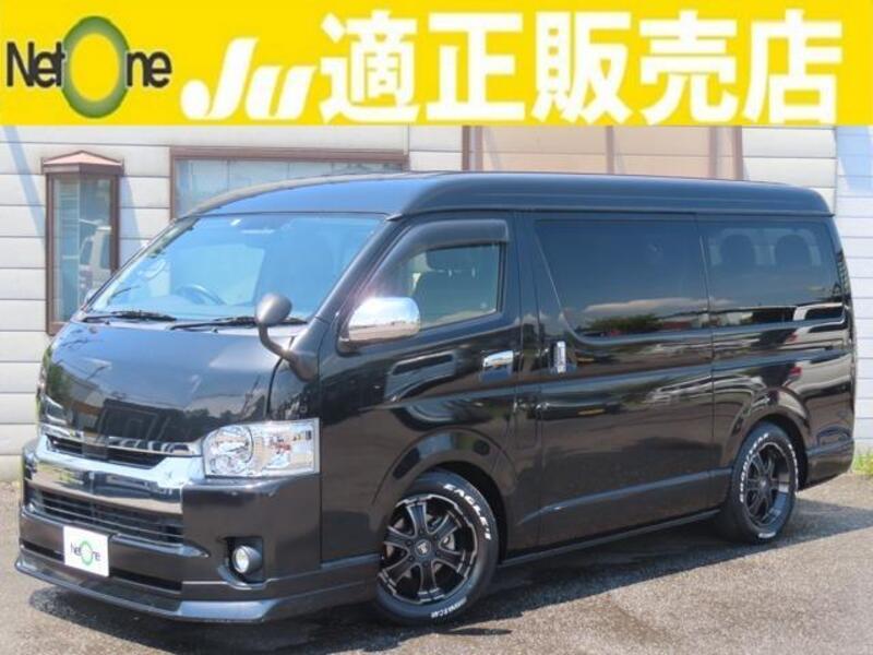 TOYOTA HIACE WAGON