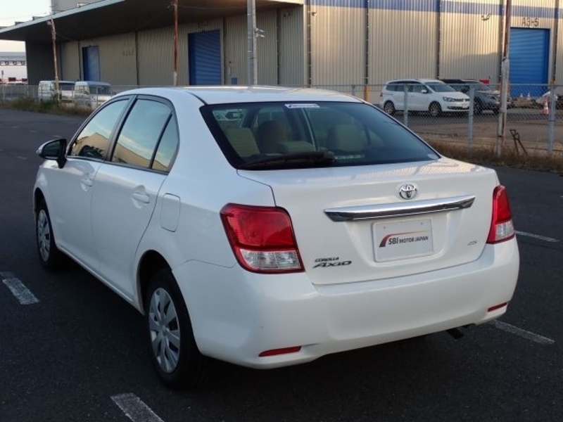 COROLLA AXIO