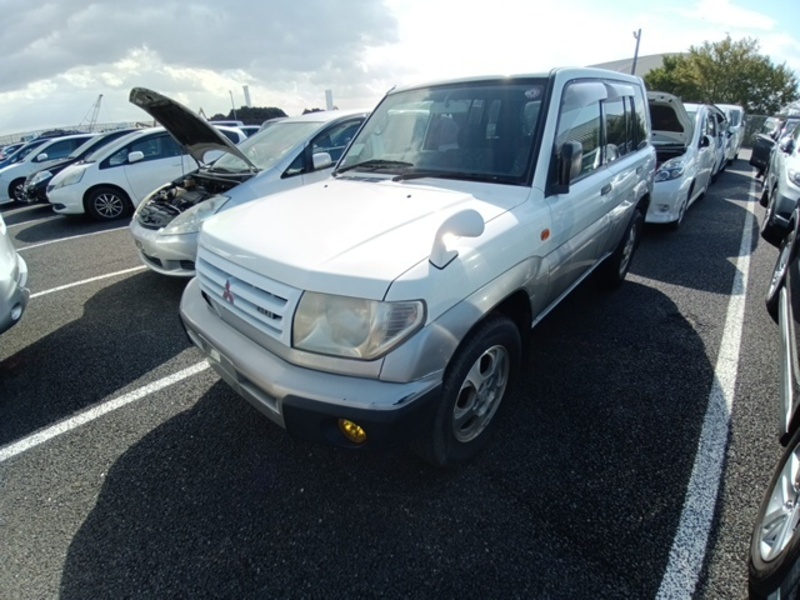 MITSUBISHI PAJERO IO
