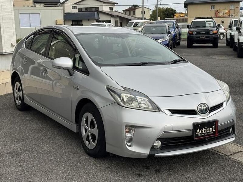 PRIUS PHV