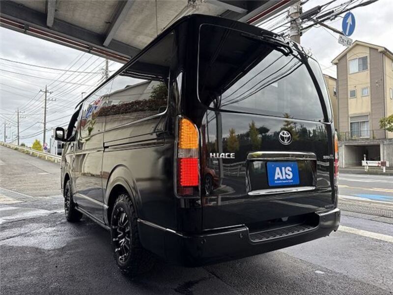 HIACE VAN