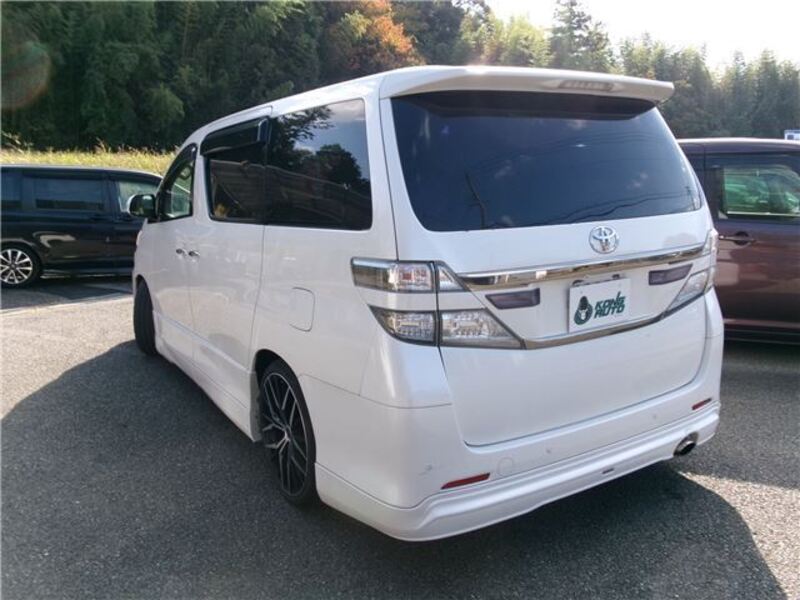 VELLFIRE