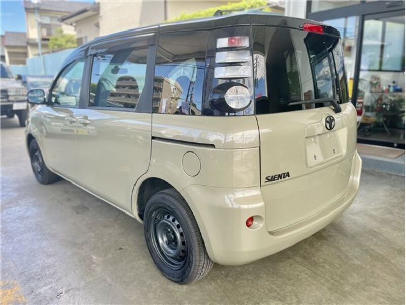 SIENTA