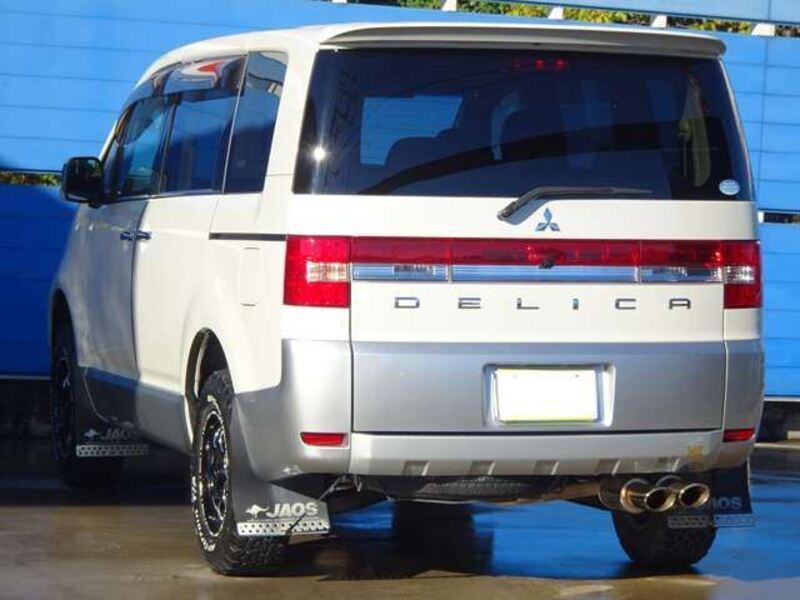 DELICA D5