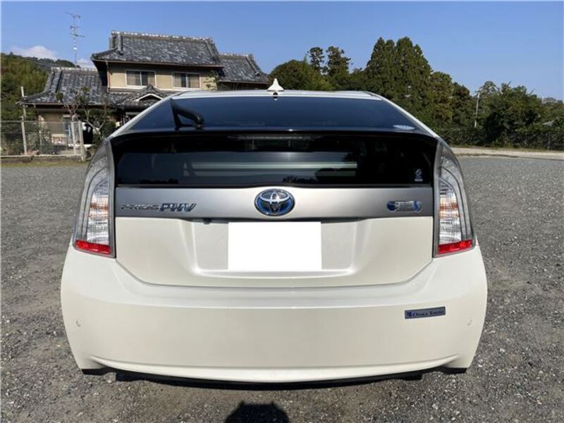 PRIUS PHV