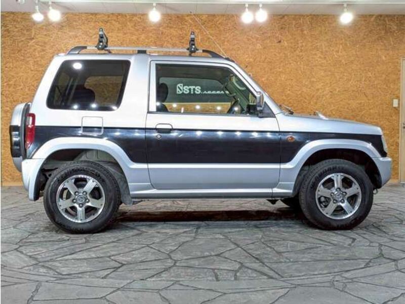 PAJERO MINI