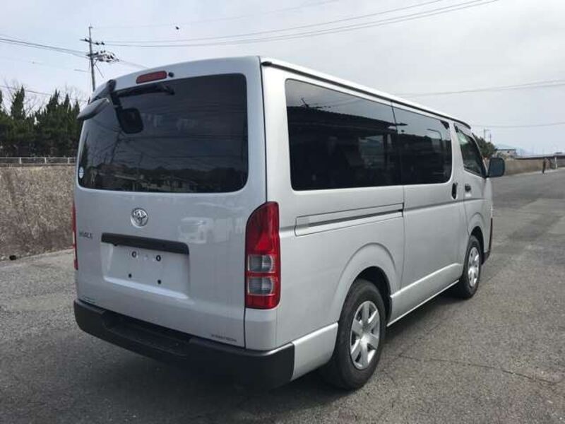 HIACE VAN