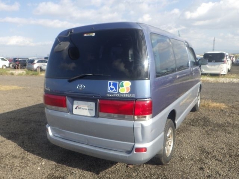 HIACE REGIUS
