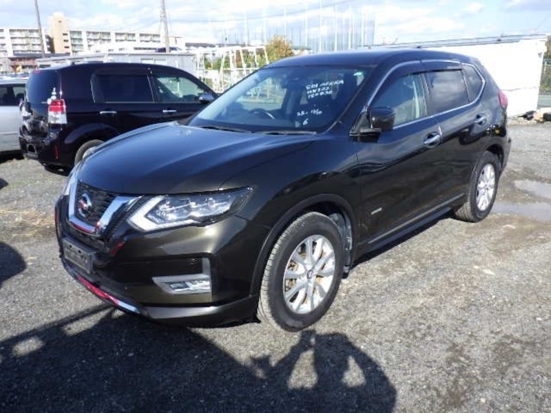 X-TRAIL