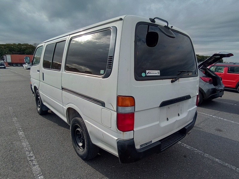 HIACE VAN