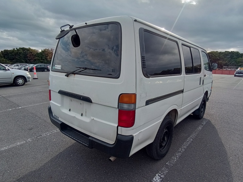 HIACE VAN