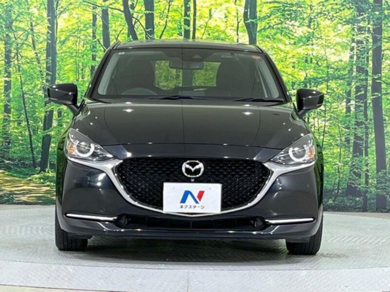 MAZDA2