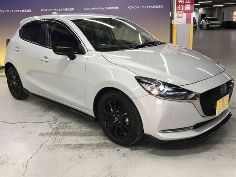 MAZDA2