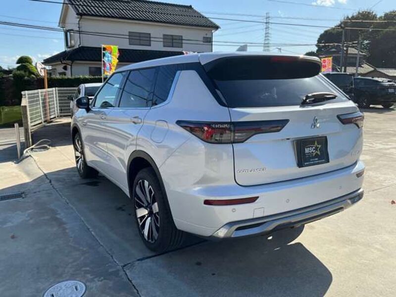 OUTLANDER PHEV