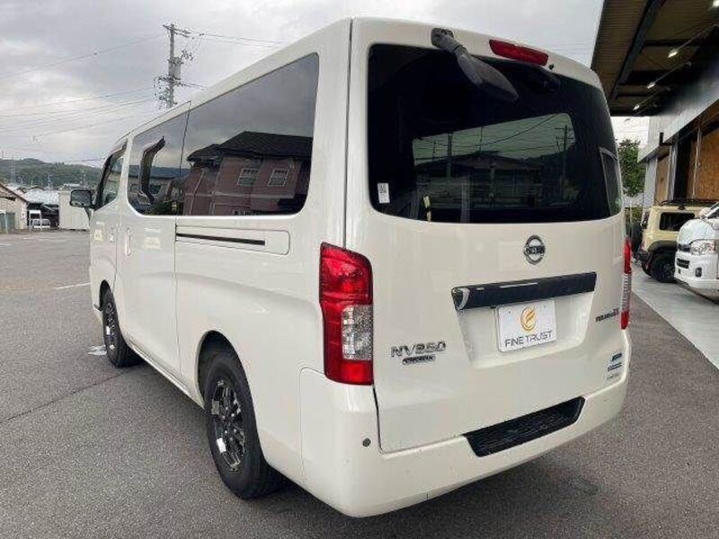 NV350 CARAVAN
