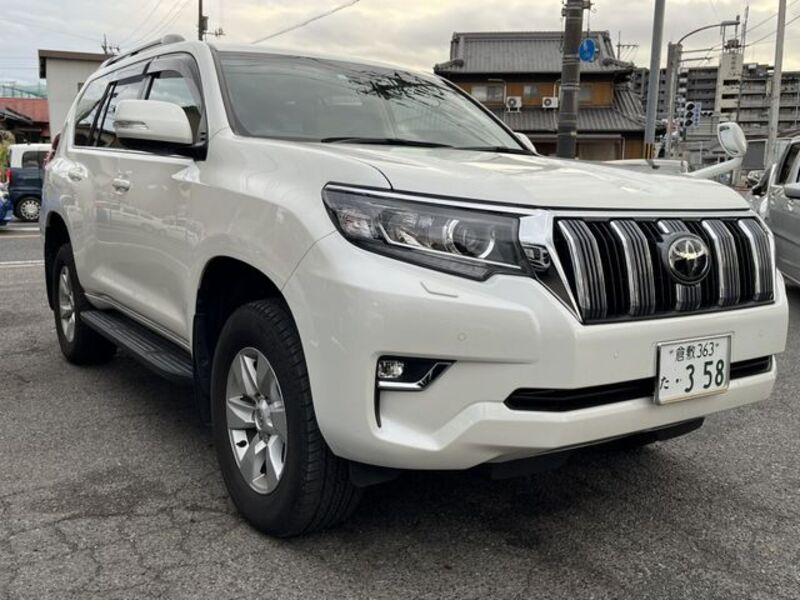 TOYOTA LAND CRUISER PRADO