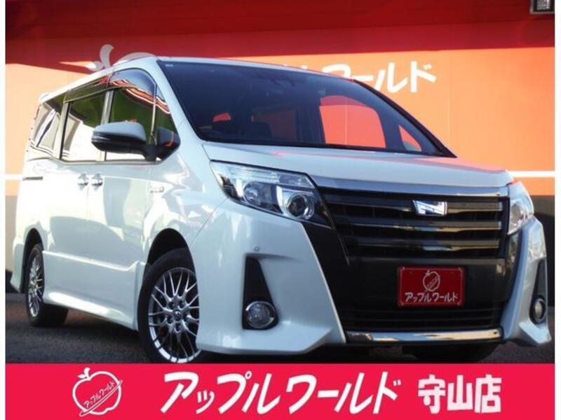 TOYOTA NOAH