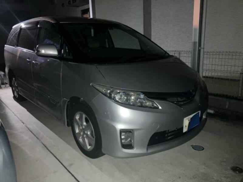 TOYOTA ESTIMA HYBRID