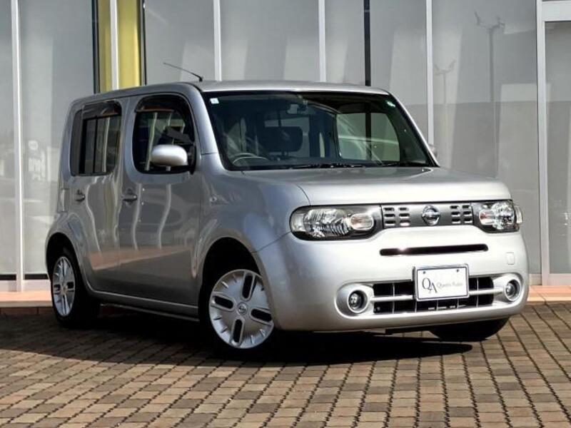 NISSAN CUBE