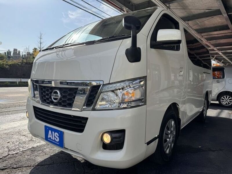 NV350 CARAVAN-0