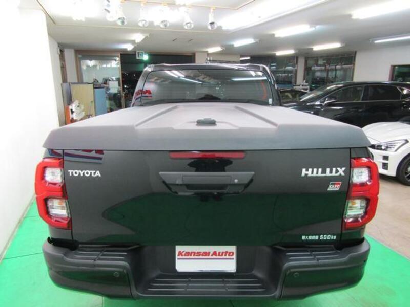 HILUX
