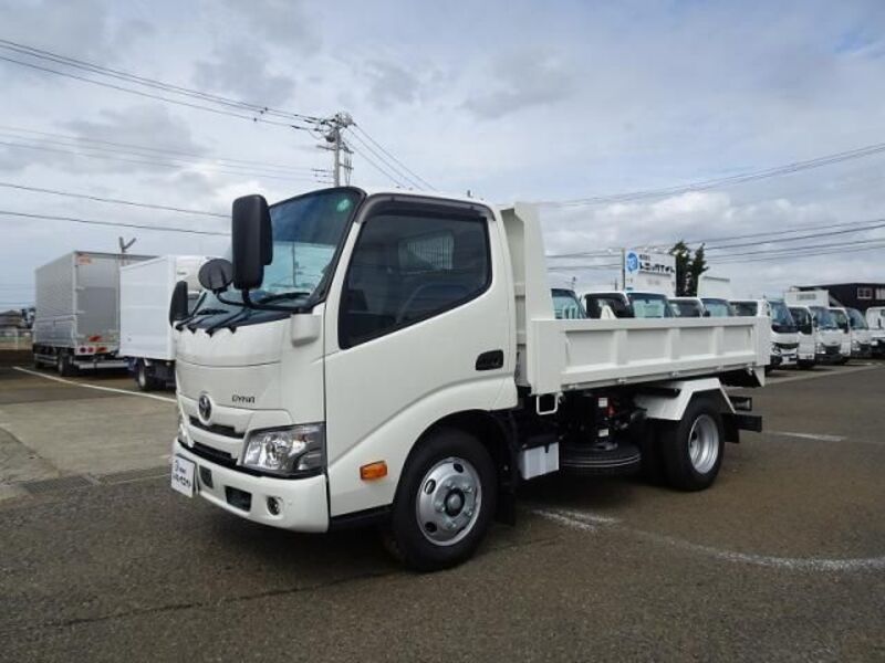 TOYOTA DYNA