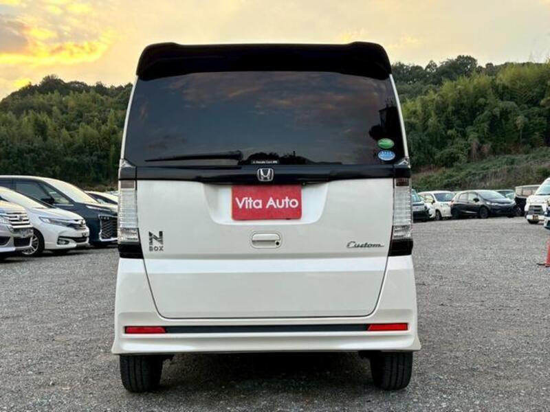 N BOX CUSTOM